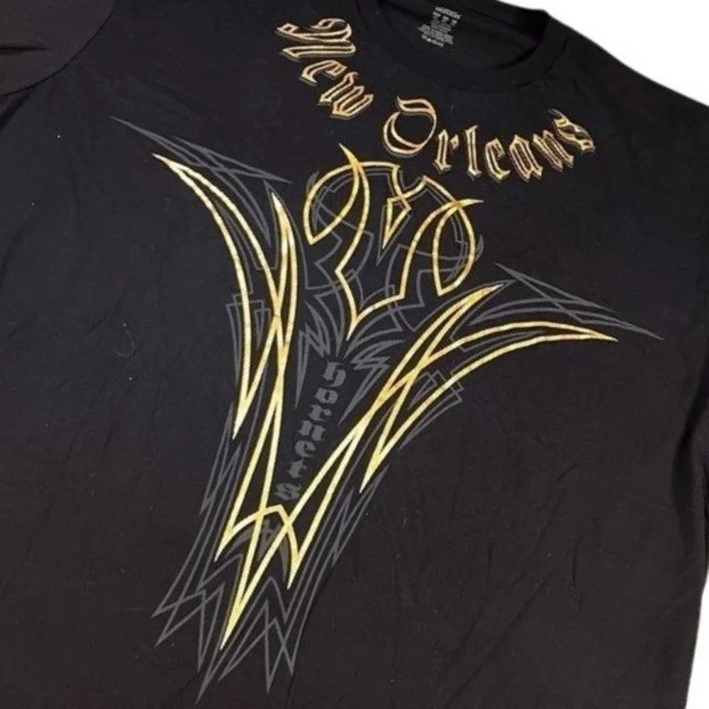Adidas New Orleans Hornets NBA Graphic T-Shirt Mens 2XL Black Gold Cotton Tee